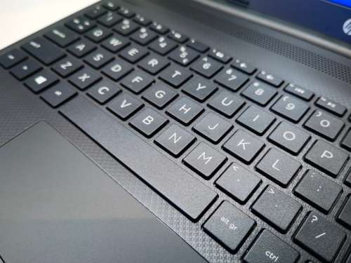 HP NOTEBOOK 15-N4020-9TH GEN*8GB DDR4*500GB HDD*WARRANTY
