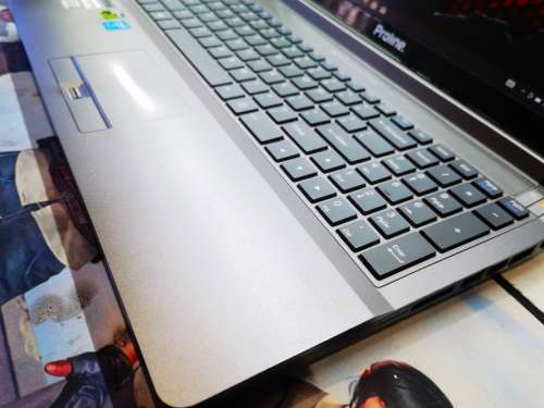 BEAST GAMING SPEC!*PROLINE W350SK*i7-4700MQ*16GB RAM*256GB SSD*1TB HDD*FHD*NVIDIA GTX760M*