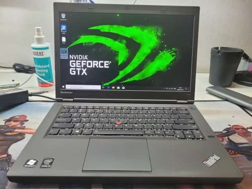 VERY FAST!*LENOVO THINKPAD T440P*i5-4300M*8GB RAM*256GB SSD-HD+