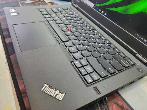 VERY FAST!*LENOVO THINKPAD T440P*i5-4300M*8GB RAM*256GB SSD-HD+