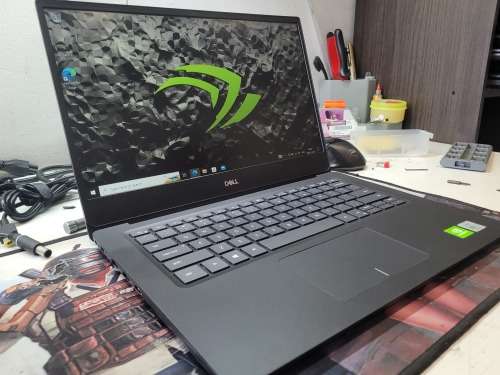 BEAST!*HIGH SPEC!*DELL VOSTRO 5490*i7-10510u*8GB DDR4*256GB SSD*FHD*IR*NVIDIA GEFORCE!*