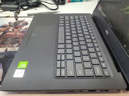 BEAST!*HIGH SPEC!*DELL VOSTRO 5490*i7-10510u*8GB DDR4*256GB SSD*FHD*IR*NVIDIA GEFORCE!*