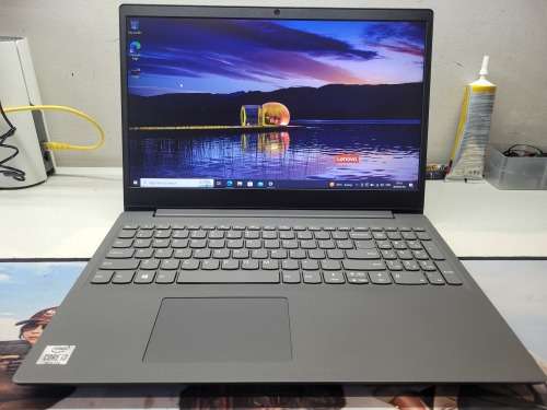 LATE ENTRY!*VERY FAST10th GEN!*LENOVO V15*10TH GEN i3*i3-1005G1U*8GB RAM*256GB NVME SSD*HD DISPLAY*