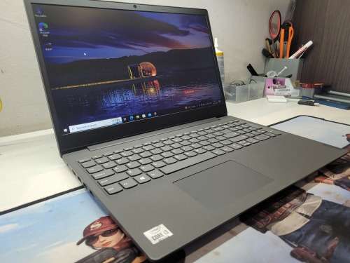 LATE ENTRY!*VERY FAST10th GEN!*LENOVO V15*10TH GEN i3*i3-1005G1U*8GB RAM*256GB NVME SSD*HD DISPLAY*