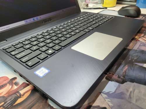 VERY FAST!*ASUS X543UA*i3-7020*8GB*256GB SSD*HD GRAPHICS*