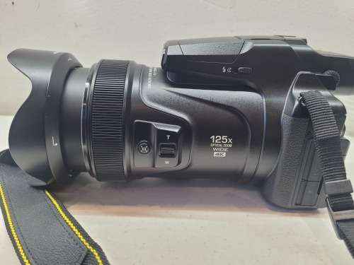 AS NEW!*R25K RETAIL*NIKON P1000 SUPERZOOM*4K UHD*24-3000MM*