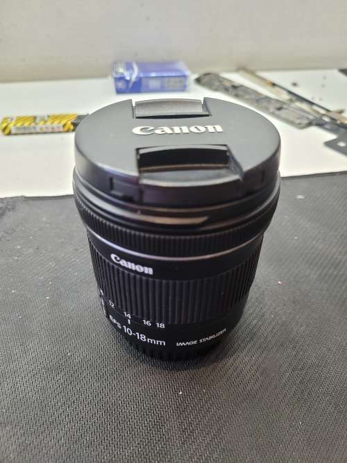 R6K RETIAL*CANON ZOOM LENS EF-S 10-18MM 1:4.5-5.6 IS STM*