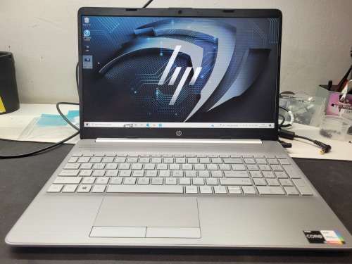 11TH GEN BEAST!*11TH GEN*HP NOTEBOOK 15*i5-1135G7*8GB DDR4*512GB SSD*1TB HDD*FHD*G7 GRAPHICS*