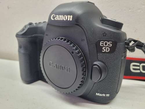 WOW!!*NOT TO MISS!*MINT!*CANON EOS 5D MARK III*22.3MP*6 FPS*DIGIC 5+