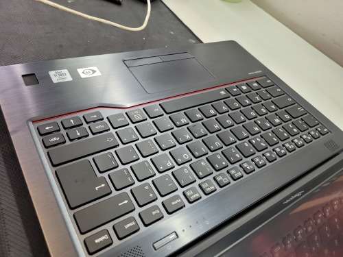 *High Spec Beast!*FUJITSU LIFEBOOK 7U14A1*i5-10310U*8GB DDR4*512GB SSD*FHD*BACKLIT*