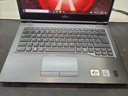 *High Spec Beast!*FUJITSU LIFEBOOK 7U14A1*i5-10310U*8GB DDR4*512GB SSD*FHD*BACKLIT*