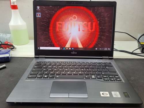 *High Spec Beast!*FUJITSU LIFEBOOK 7U14A1*i5-10310U*8GB DDR4*512GB SSD*FHD*BACKLIT*