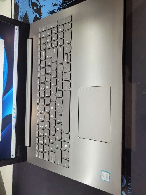 EXCELLENT, FAST!*QUAD CORE 8TH GEN*LENOVO IDEAPAD 330*i5-8250U*FHD*8GB DDR4*240GB SSD*UHD 620