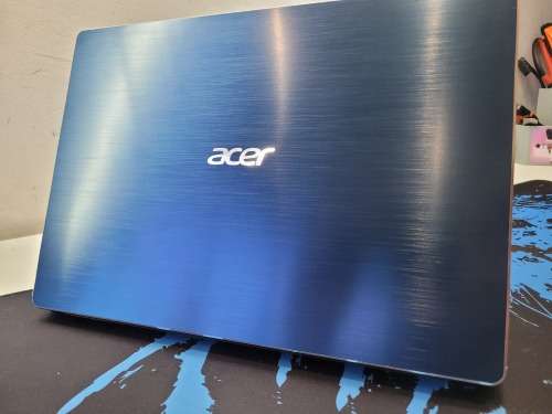 VERY FAST!*HIGH SPEC!*BEAUTY*ACER SWIFT 3*i5-8265U*IPS FHD*8GB RAM*256GB SSD*