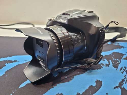 EXCELLENT!*PANASONIC LUMIX  DMC-FZ72*16.1MP*TOUCHSCREEN*60X OPTICAL*