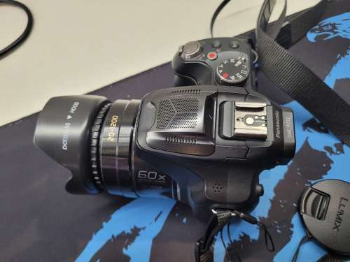 EXCELLENT!*PANASONIC LUMIX  DMC-FZ72*16.1MP*TOUCHSCREEN*60X OPTICAL*
