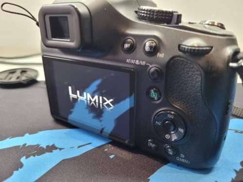 EXCELLENT!*PANASONIC LUMIX  DMC-FZ72*16.1MP*TOUCHSCREEN*60X OPTICAL*