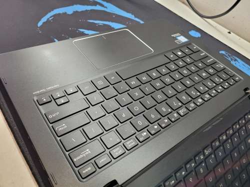 HIGH SPEC i7*TOUCHSCREEN*ASUS X630U*i7-7500u*8GB DDR4*256GB SSD*FHD*360 FLIP, ROTATE
