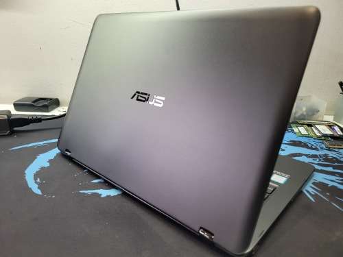HIGH SPEC i7*TOUCHSCREEN*ASUS X630U*i7-7500u*8GB DDR4*256GB SSD*FHD*360 FLIP, ROTATE