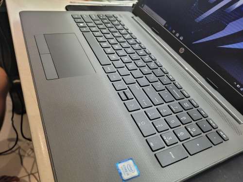 VERY FAST!*HP 250 G7*8TH GEN i5*I5-8265u*8GB*240GB SSD*UHD620*DVD