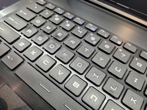 Gaming/Engineering/Cad*MSI CX62 6QD*i7-6700HQ*8GB DDR4*1000GB SSD*IPS FHD*NVIDIA940MX