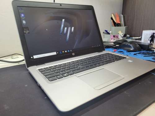HP ELITEBOOK 850 G4*i7-7500U*16GB DDR4*256gb NVME*FHD*4G LTE*BANG/OLUFSEN