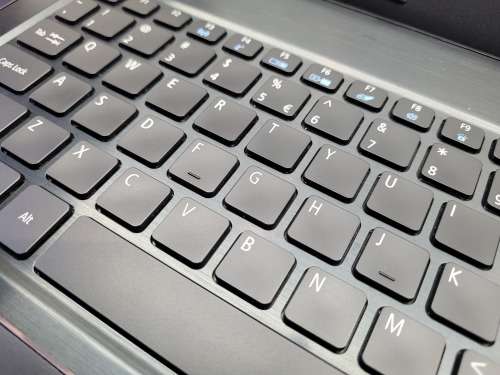 VERY FAST!*LATEST TECH*ACER TRAVELMATE P259*i5-7200u*8GB DDR4*240GB SSD