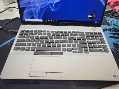 Absolute Beast!*10TH GEN i5*DELL LATITUDE 5511*i5-10400H*16GB DDR4*256GB NVME SSD*FHD