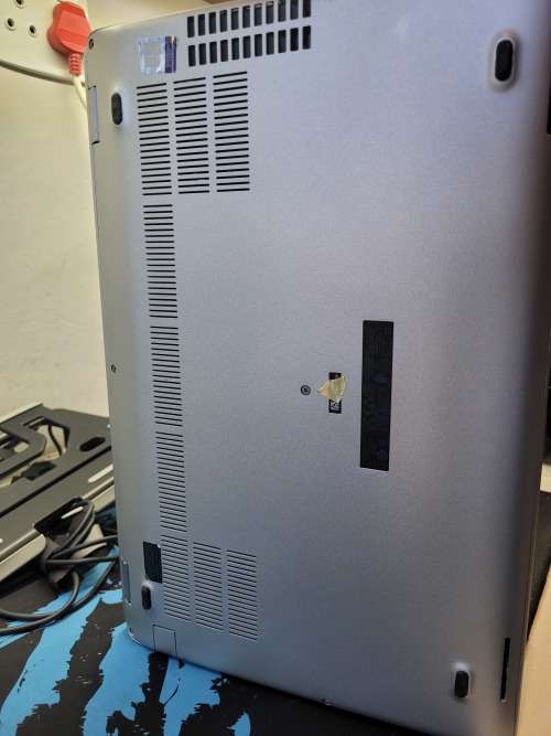 Absolute Beast!*10TH GEN i5*DELL LATITUDE 5511*i5-10400H*16GB DDR4*256GB NVME SSD*FHD