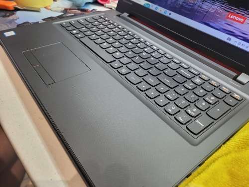 VERY FAST!*HIGH SPEC!*STUNNING!*LENOVO IDEAPAD 300*i5-6200*8GB RAM*256GB SSD*