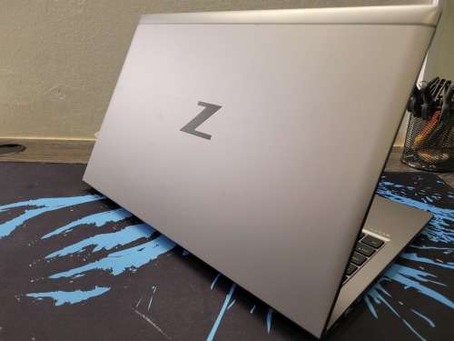 HP ZBOOK FIREFLY 15 G7*i7-10510U*NVIDIA QUADRO*16GB DDR4*512GB SSD