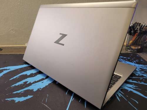HP ZBOOK FIREFLY 15 G7*i7-10510U*NVIDIA QUADRO*16GB DDR4*512GB SSD