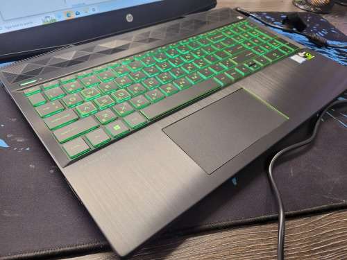 AS NEW!*BEAST GAMING SPEC!*HP PAVILION 15 GAMING*i7-8750H*16GB*1000GB SSD*FHD*GTX1050*