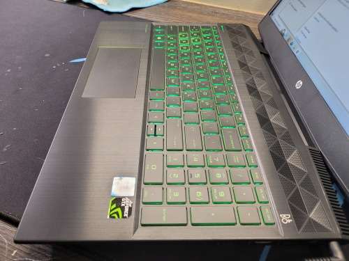 AS NEW!*BEAST GAMING SPEC!*HP PAVILION 15 GAMING*i7-8750H*16GB*1000GB SSD*FHD*GTX1050*