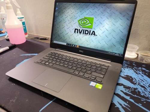 FAST!*HIGH SPEC!*DELL VOSTRO 5581*i7-8565U*NVIDIA GEFORCE*16GB RAM*256GB SSD*FHD