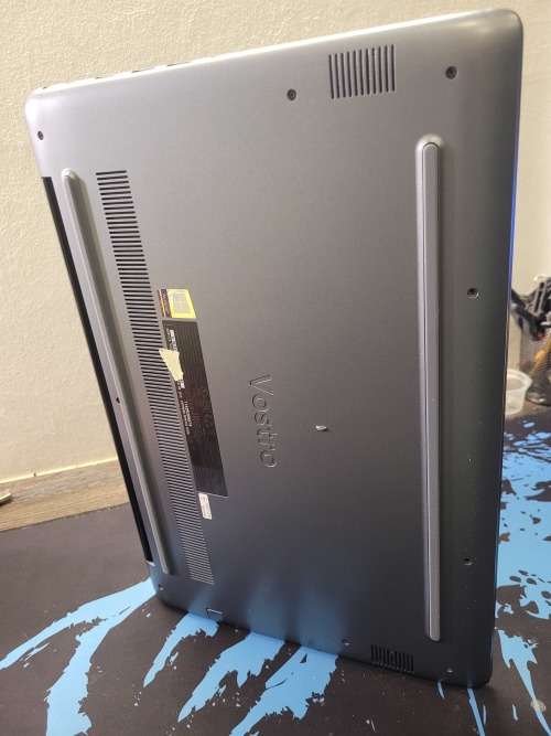 FAST!*HIGH SPEC!*DELL VOSTRO 5581*i7-8565U*NVIDIA GEFORCE*16GB RAM*256GB SSD*FHD