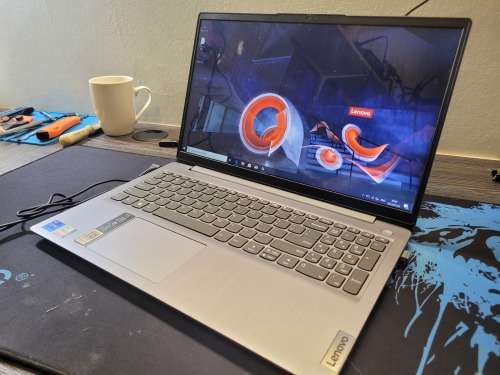 BEAST!*11TH GEN i7!*LENOVO IDEPASD 3*i7-1165G7*8GB DDR4*500GB NVME*FHD*21 MONTHS WARRANTY