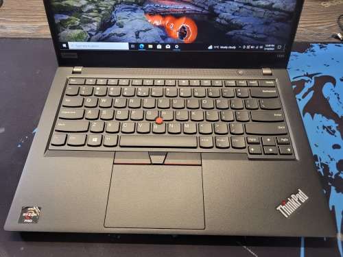 **BARGAIN BUY** LENOVO THINKPAD T495 AMD RYZEN 5 GAMING MONSTER 8GB RAM, 256GB SSD-GRAB IT 4RM R5999