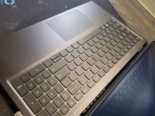 DELL VOSTRO 5510-i5-11320H-16GB DDR4*256GB SSD*FHD*IR*BACKLIT*