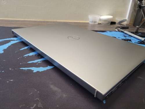 *HIGH SPEC!*DELL VOSTRO 5510*i5-11320H*8GB DDR4*256GB SSD*FHD*IR*BACKLIT*