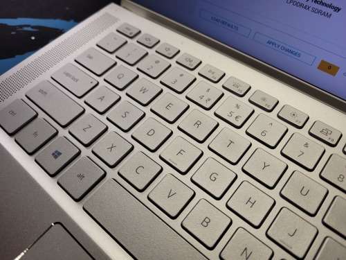 R25K RETAIL*ABSOLUTE WOW!*DELL INSPIRON 7400*i7-1165G7*16GB RAM*512GB SSD*QHD*BACKLIT*NVIDIA GEFORCE