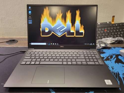 STUNNING AND FAST!*DELL VOSTRO 5590*i5-10210u*8GB DDR4*256GB SSD*FHD*IR*BACKLIT*