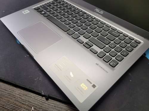 AS NEW!*VERY FAST!*10TH GEN!*ASUS VIVOBOOK X515JA*i5-1035G1*8GB DDR4*256GB SSD*FHD