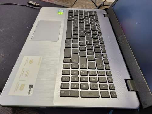 AS NEW!*GRAPHIC DESIGN/CAD/GAMING*ASUS X543UB*i7-8550u*12GB*HD*240GB SSD*NVIDIA MX110*