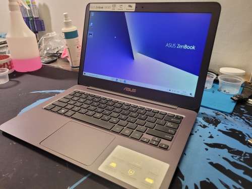 **BARGAIN BUY**ASUS ZENBOOK ULTRABOOK 4GB RAM, 256SSD WITH SLEEVE-WORTH R10k -GRAB IT @ JUST R4999!!