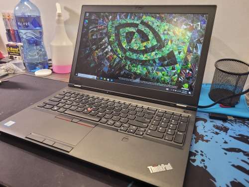 *Engineering Master*LENOVO THINKPAD P52*i7-8750H*8GB DDR4*512GB SSD*FHD*NVIDIA QUADRO