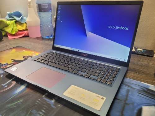 VERY FAST!*10TH GEN!*ASUS VIVOBOOK X515J*i3-1005G1*8GB DDR4*256GB SSD*HD*