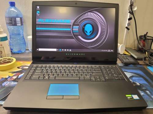 WOW!!*ALIENWARE 17 R4*i7-7820HK*32GB RAM*500GB SSD*1TB HDD*4K DISPLAY*GTX1080 8GB*
