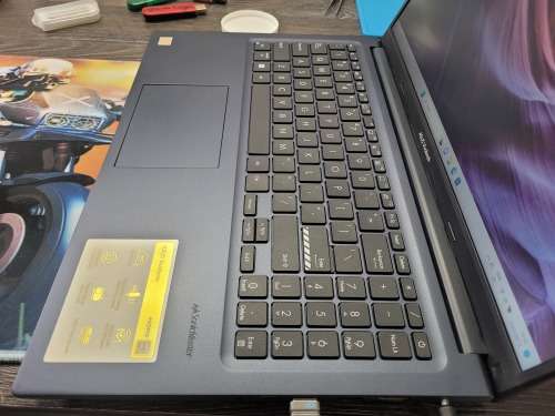 12TH GEN i7!*Very Fast!!*12th GEN i7 BEAST!*ASUS X1502ZA*i7-1255U*16GB RAM*512GB SSD*FHD*