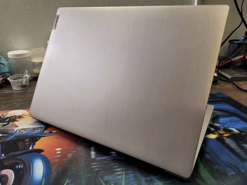 **BARGAIN BUY** MINT LENOVO IDEAPAD 3 11th GEN i5, 8GB RAM, 512GB SSD - WORTH R12k -GRAB IT@ R7499!!